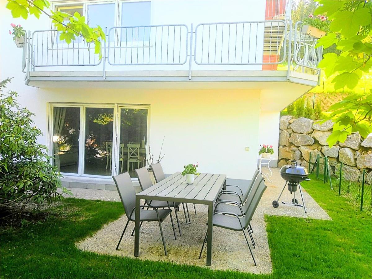 Romantic Style Apartment Titisee-Neustadt